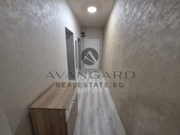 ЕКСКЛУЗИВНО!!! ТРИ ОТДЕЛНИ СТАИ !!! ОБЗАВЕДЕН/ТРАКИЯ !!!