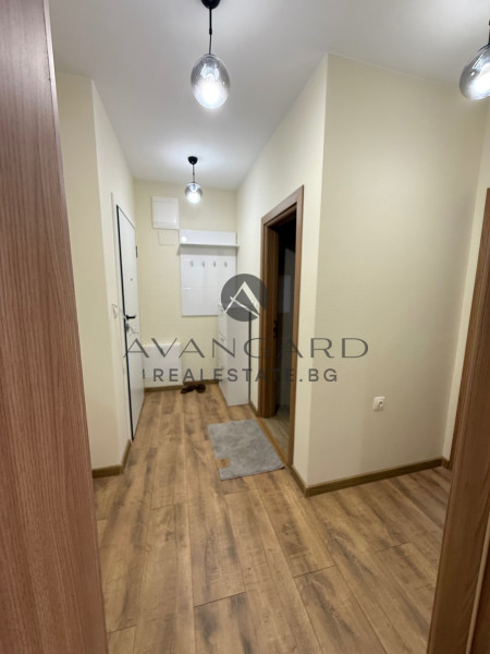 Двустаен с паркомясто в цената