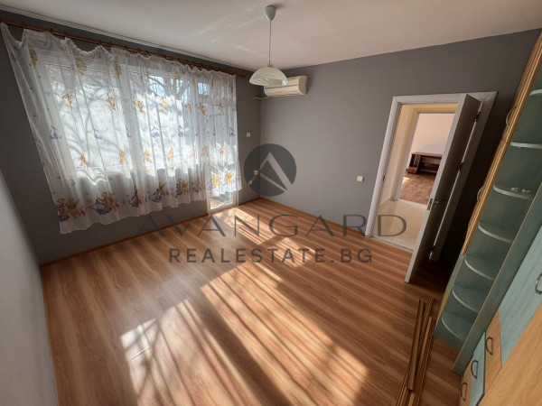 МНОГОСТАЕН РЕАЛНА КВАДРАТУРА !!! КЮЧУК ПАРИЖ !!! СВОБОДНО ПАРКИРАНЕ !!!