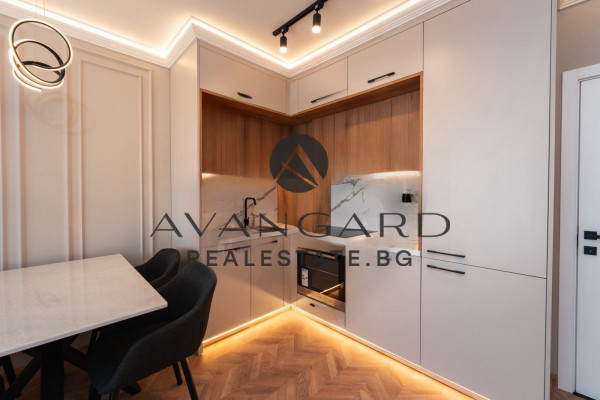 DESIGNER TWO-ROOM APARTMENT WITH UNDERGROUND PARKING SPACE INCLUDED IN THE PRICE!!!