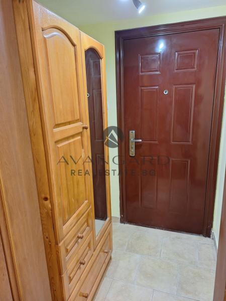 Едностаен апартамент / Смирненски