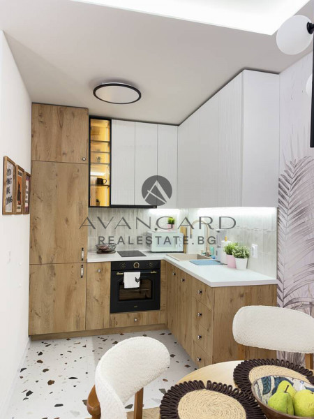 АКТ 16 !!!  ТОП ЛОКАЦИЯ ТРАКИЯ !!! ДИЗАЙНЕРСКИ ДВУСТАЕН !!! СВОБОДНО ПАРКИРАНЕ !!!