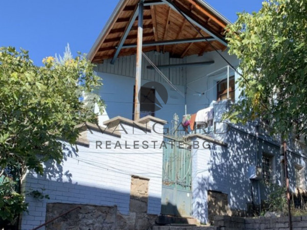 Къща СЛЕД РЕМОНТ ПОЖАРНАТА