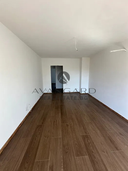 Тристаен апартамент с РЕАЛНА КВАДРАТУРА