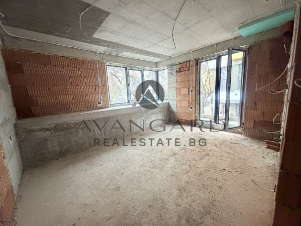 Двустаен апартамент с АКТ 14 в Каменица 1