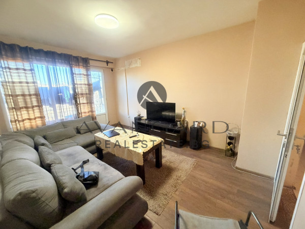 TWO-ROOM APARTMENT WITH THREE SEPARATE ROOMS