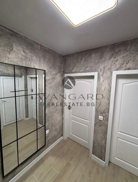 ЛУКСОЗЕН ДВУСТАЕН !!! ХРИСТО СМИРНЕНСКИ !!! ГРЕБНАТА БАЗА !!!