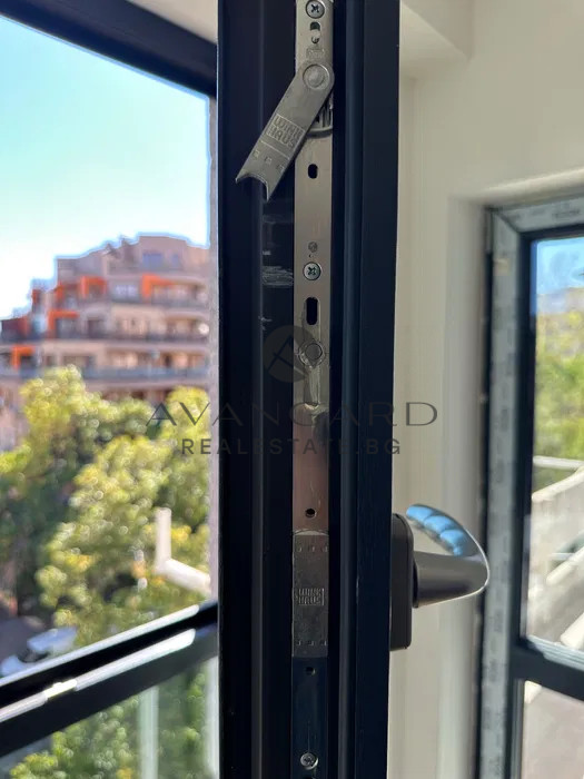 Тристаен апартамент с РЕАЛНА КВАДРАТУРА