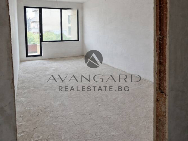 ДВУСТАЕН С АКТ 14 ДО ТЦ ГРАНД