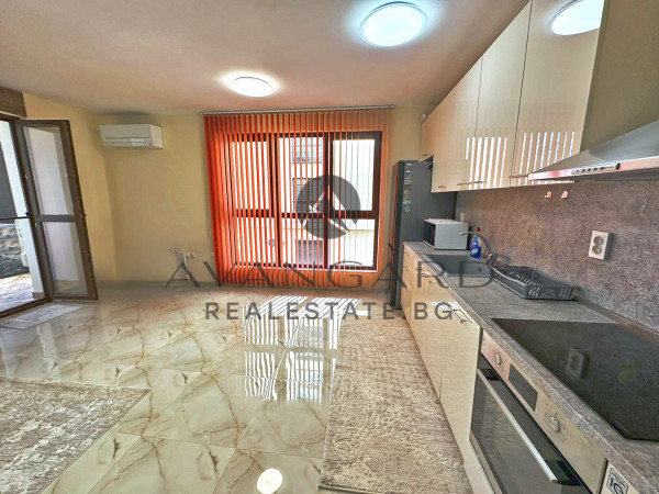 Двустаен Коматевско шосе