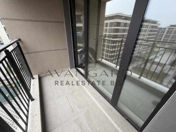 ИЗГОДНО! Тристаен с акт 16 Тракия