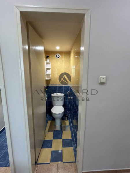 Саниран тристаен апартамент / Младежки хълм