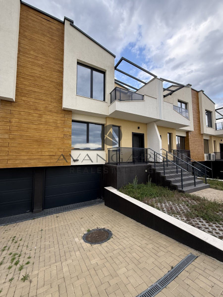 АКТ 16 !!! ДВУЕТАЖНА КЪЩА !!! ХРИСТО СМИРНЕНСКИ !!!