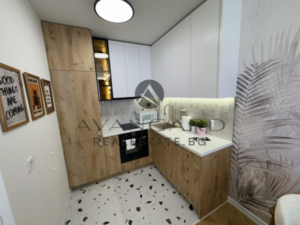 АКТ 16 !!!  ТОП ЛОКАЦИЯ ТРАКИЯ !!! ДИЗАЙНЕРСКИ ДВУСТАЕН !!! СВОБОДНО ПАРКИРАНЕ !!!