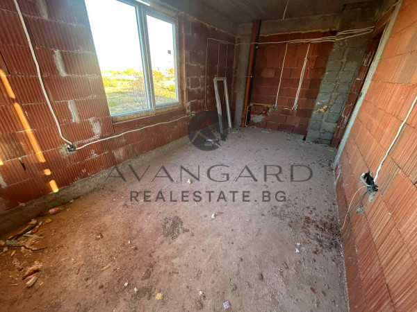 АКТ 14! Двустаен апартамент Остромила