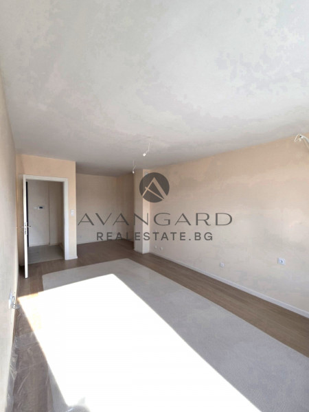 One-bedroom turnkey / Mall Plaza