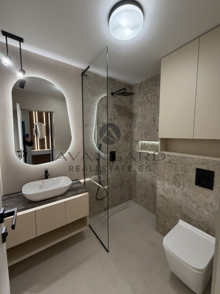 ЛУКСОЗЕН ТРИСТАЕН / ГРЕБНА БАЗА