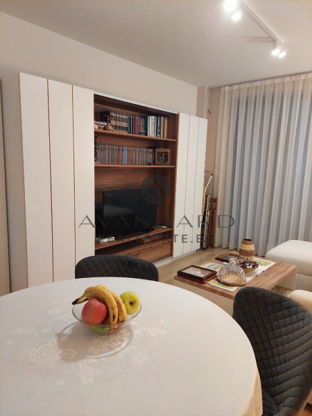 ДВУСТАЕН ОБЗАВЕДЕН АПАРТАМЕНТ С ПАРКОМЯСТО!