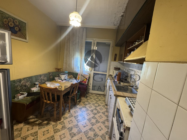 PLOVDIV CENTER !!! THREE-ROOM APARTMENT!!! REAL SQUARE !!! FREE PARKING!!!