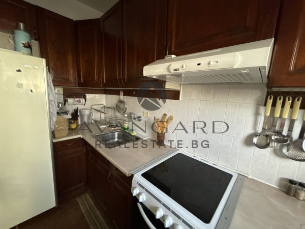 A three -bedroom furnished! Thrace!