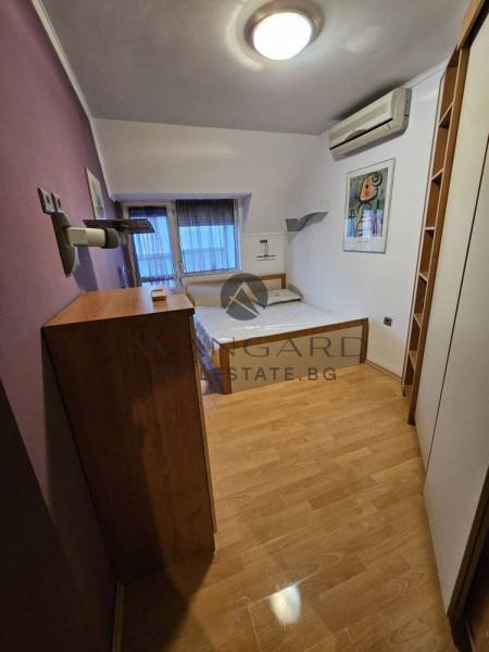 Maisonette WITH GARAGE INCLUDED IN THE PRICE / Kamenitsa 1
