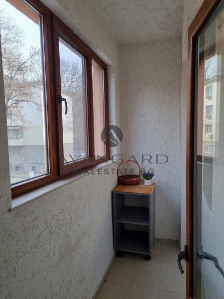 Двустаен до р-т Хитър Петър