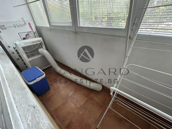 Wonderful one -bedroom real square