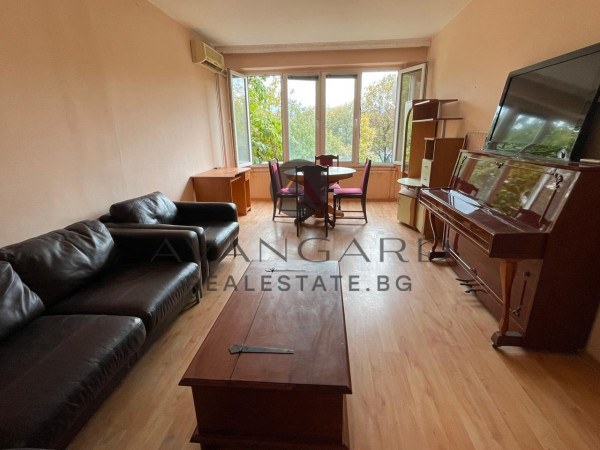 Двустаен РЕАЛНА КВАДРАТУРА