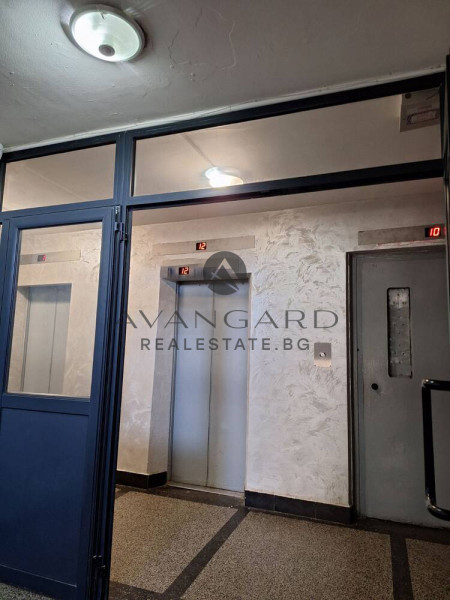 REAL SQUARE !!! TWO-ROOM APARTMENT!!! SLEEP !!!