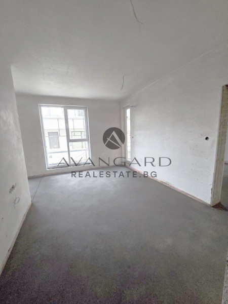 Двустаен пред АКТ 15 / Коматево