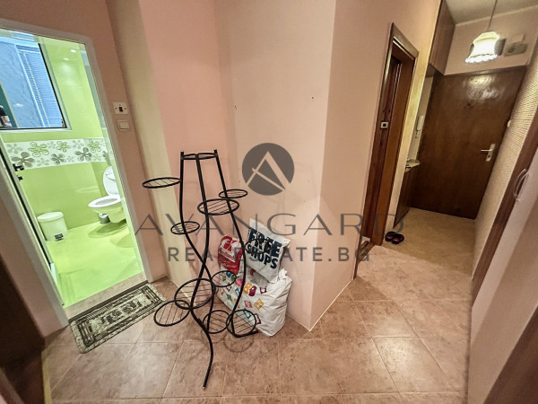 Two-room monolith Kamenitsa 2