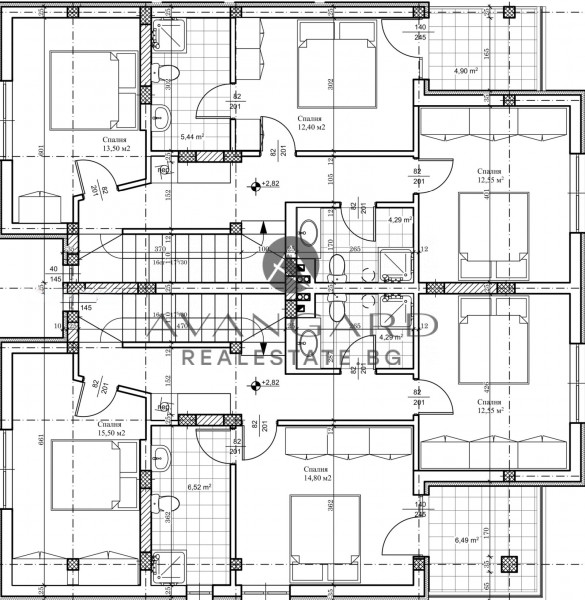House with 3 bedrooms, 42 sq.m. Living room and 2 parking spaces in Zlatitrap