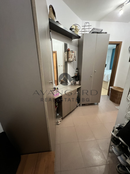 One bedroom furnished with garage / Kyuchuk Paris