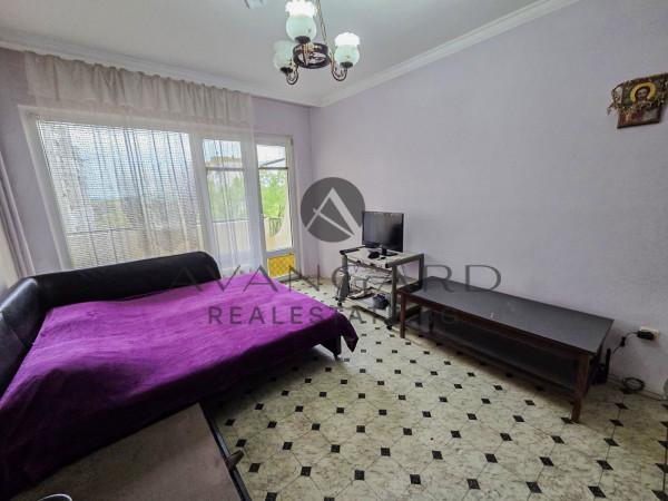 ТРИ ОТДЕЛНИ СТАИ !!! ОБЗАВЕДЕН/ТРАКИЯ/ДО ТЦ ФОРУМ !!!