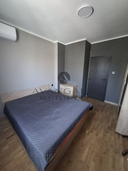 ЛУКСОЗЕН ЧЕТИРИСТАЕН С ВЪЗМОЖНОСТ ЗА ГАРАЖ !