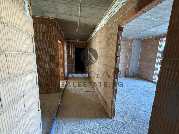 FOUR BEDROOM NEAR YOUTH HILL!