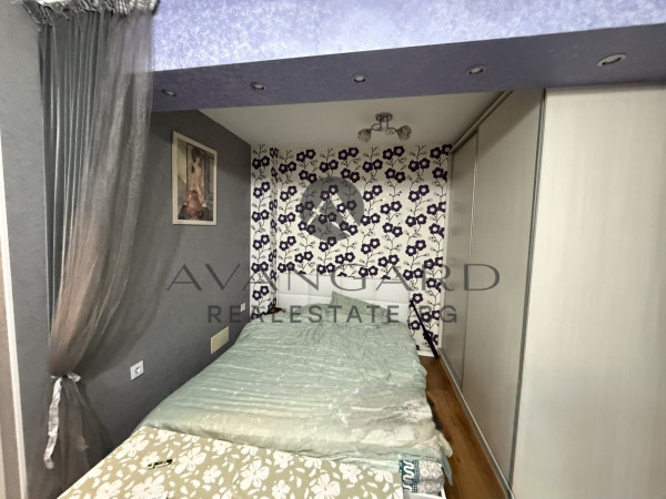 ONE BEDROOM FURNISHED APARTMENT! THE BREAKER!