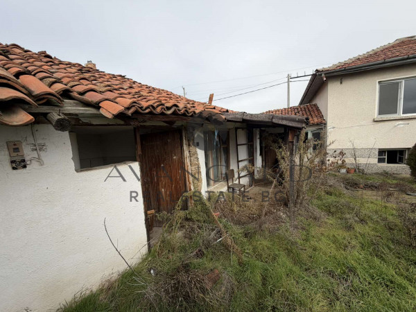 Самостоятелна къща Царимир