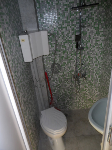 Тристаен Апартамент / Изгрев