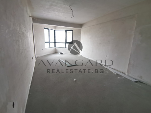 ТРИСТАЕН АПАРТАМЕНТ С АКТ 16 ДО МОЛ ПЛОВДИВ