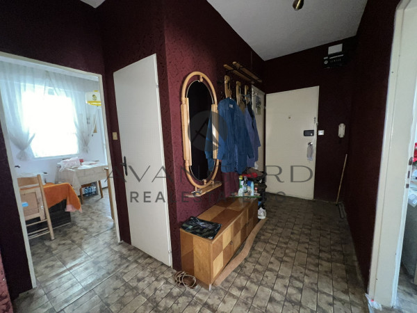 ТРИСТАЕН АПАРТАМЕНТ С РЕАЛНА КВАДРАТУРА