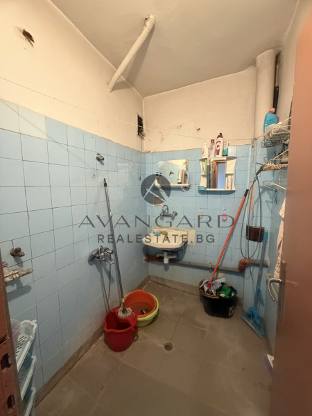 ТРИСТАЕН АПАРТАМЕНТ С РЕАЛНА КВАДРАТУРА / МАРАША