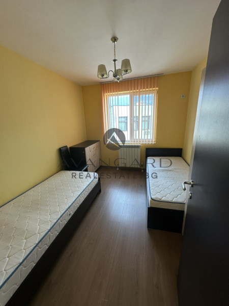 Top location! A three -bedroom furnished/ marassha
