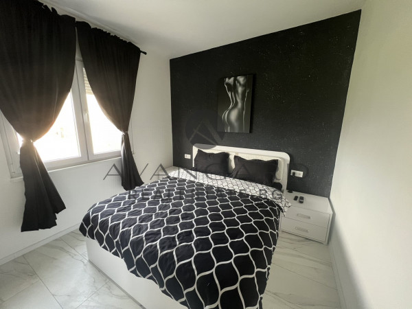 ДВУСТАЕН РЕАЛНА КВАДРАТУРА