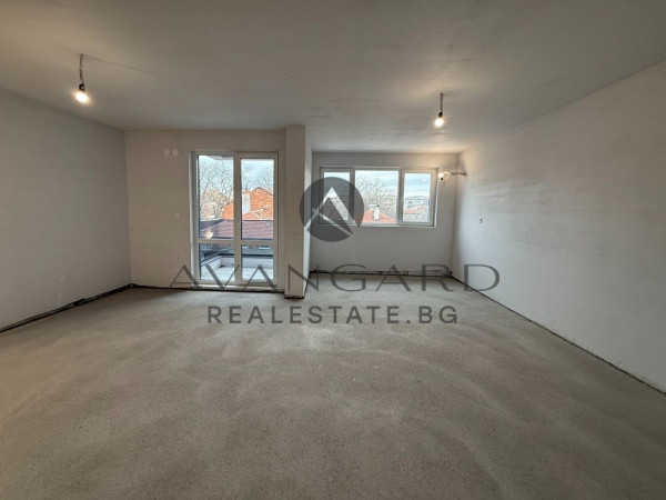 ТРИСТАЕН АПАРТАМЕНТ С АКТ16! КЮЧУК ПАРИЖ!