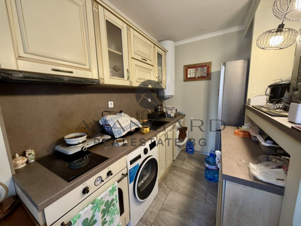 ДВУСТАЕН ЧЕТВЪРТЪК ПАЗАРА