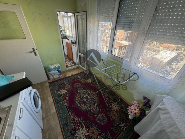 ДВУСТАЕН АПАРТАМЕНТ !!! ИЗГРЕВ !!! СВОБОДНО ПАРКИРАНЕ !!!