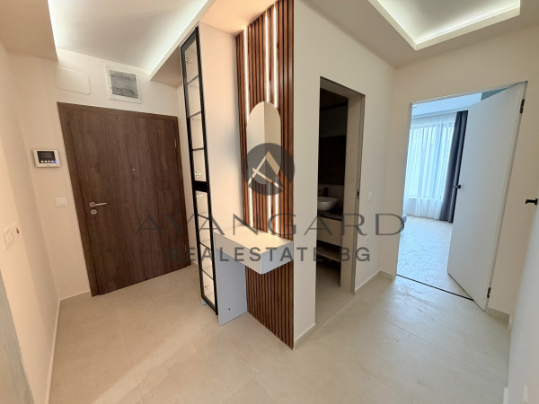 ЛУКСОЗЕН ТРИСТАЕН / ГРЕБНА БАЗА