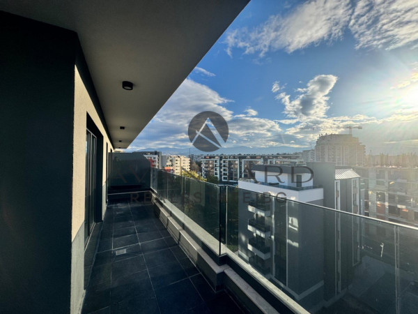 Three -bedroom penthouse in the heart of Smirnenski