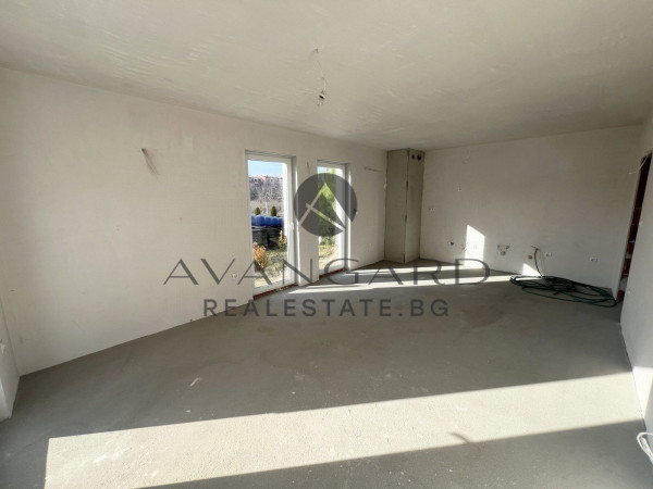 ACT 16! Three-room apartment / Ostromila